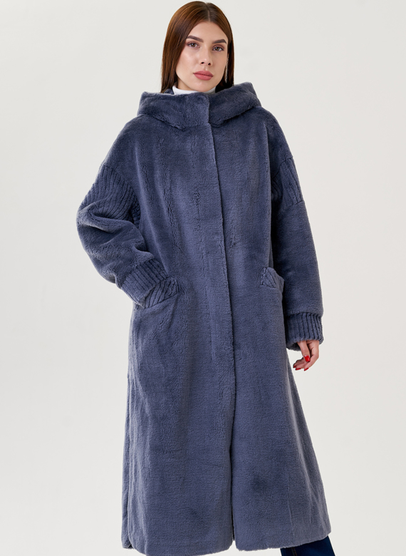 Женское пальто из шерсти с капюшоном 