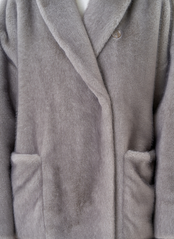 Женская шуба из эко меха с воротником шаль