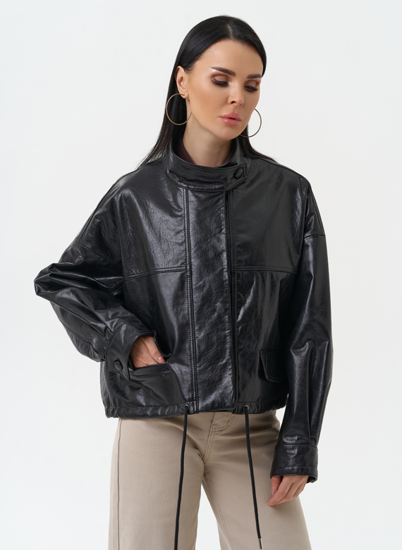 Женская куртка из натуральной кожи оверсайз