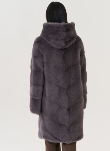 Шуба из норки с капюшоном 