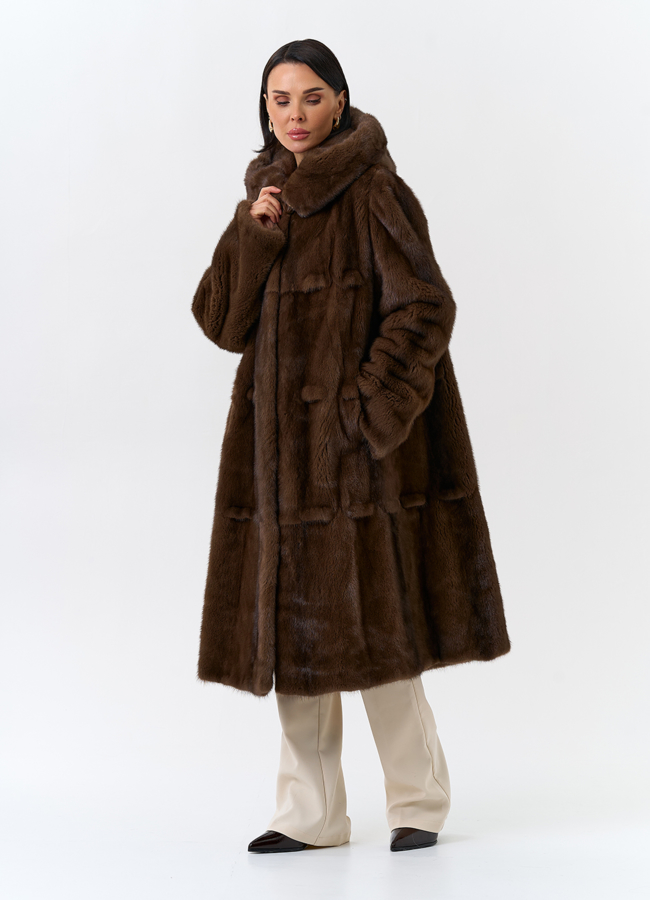фото Женская шуба из меха норки с капюшоном  модель № 32107