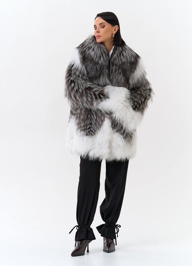 Шуба из меха чернобурой лисы модель № 32142 универмаг малина